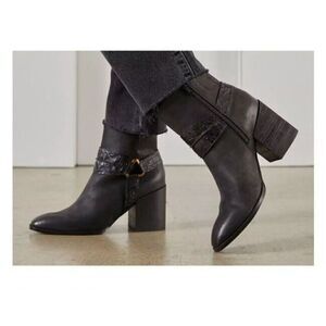 New VIONIC “CARNELIA” BLACK LEATHER  ANKLE BOOTS/BOOTIES SIZE 8